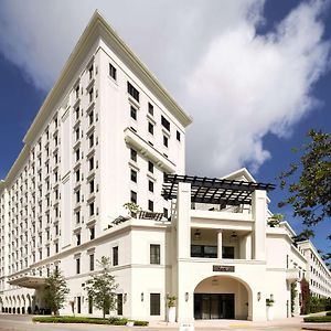 Thesis Hotel Miami Coral Gables, Curio Collection By Hilton